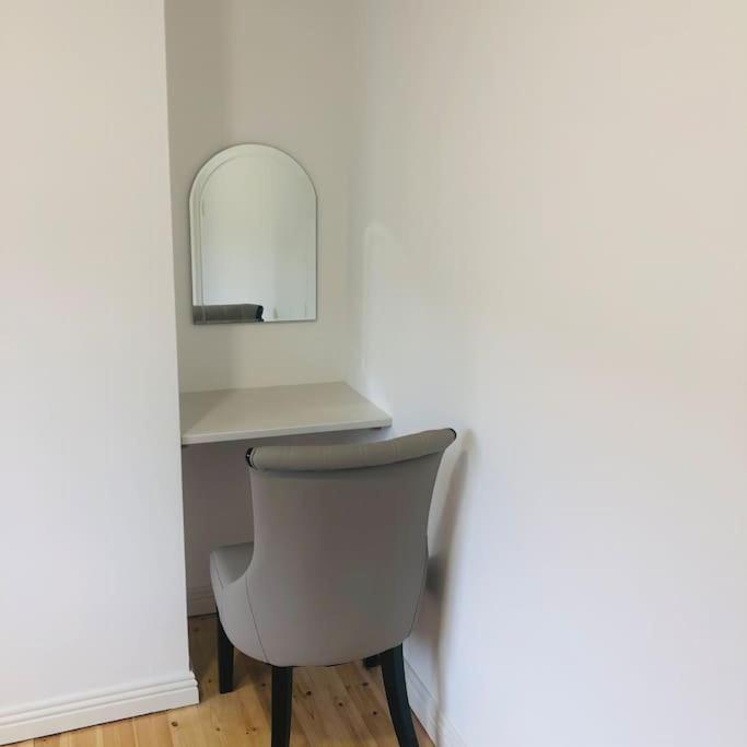 הוילה Townhouse Clifden: Located In The Heart Of Connemara מראה חיצוני תמונה